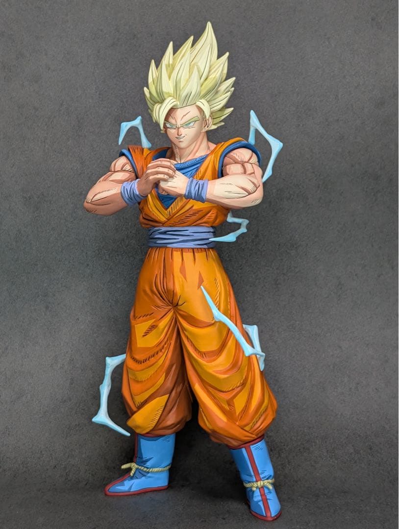 二次元彩色リペイント2Dドラゴンボール超サイヤ人孫悟空フィギュア
