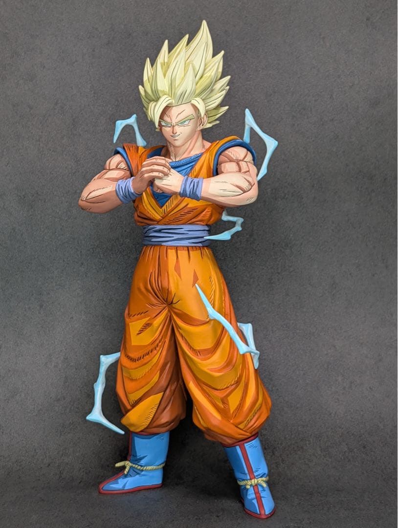 二次元彩色リペイント2Dドラゴンボール超サイヤ人孫悟空フィギュア