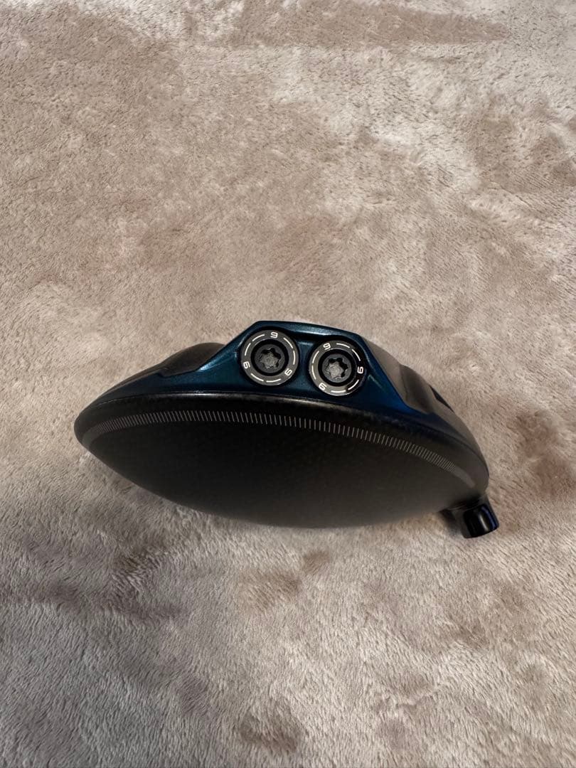 ゴルフ　テーラーメイド　QI4D ドライバー　9.0度　ヘッドのみ