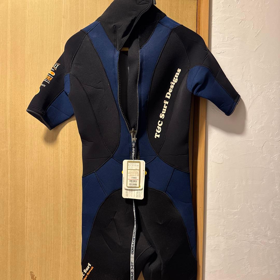 ウェットスーツ(T&C Surf Designs 半袖)