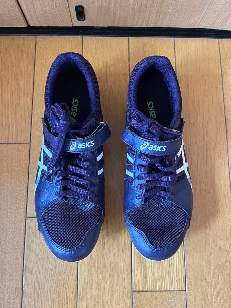 asics スパイクシューズ ネイビー/ライム