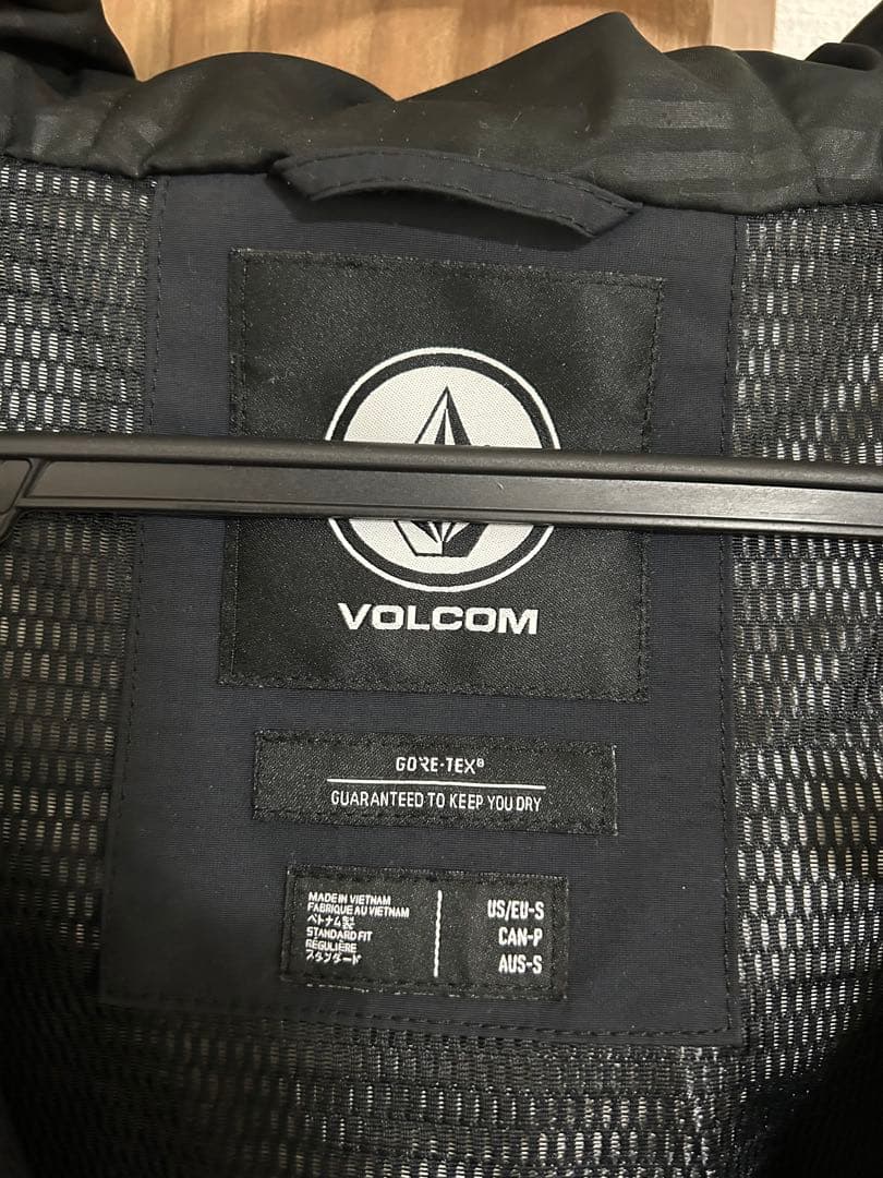 VOLCOM GORE-TEX ブラックジャケット S