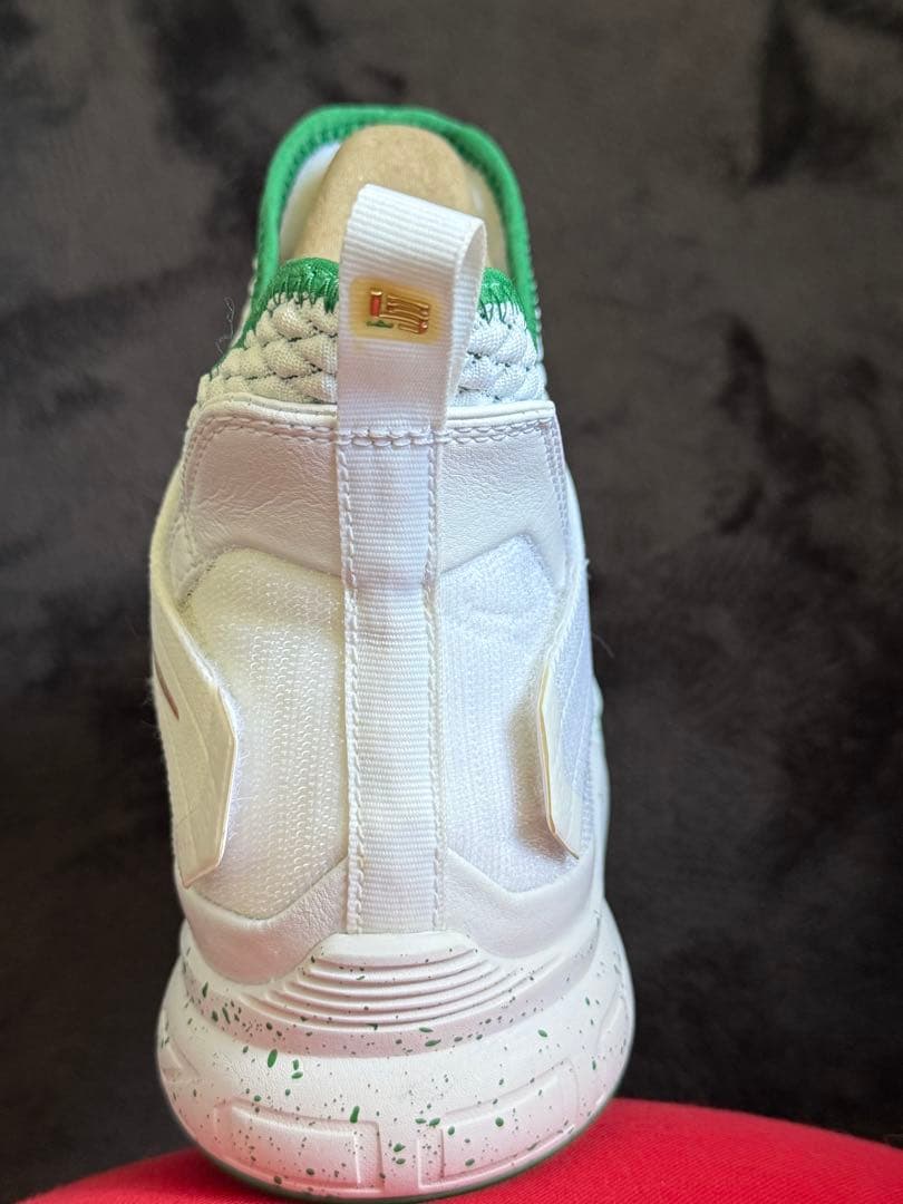 シューズ(男性用) Nike LeBron Soldier XII 12