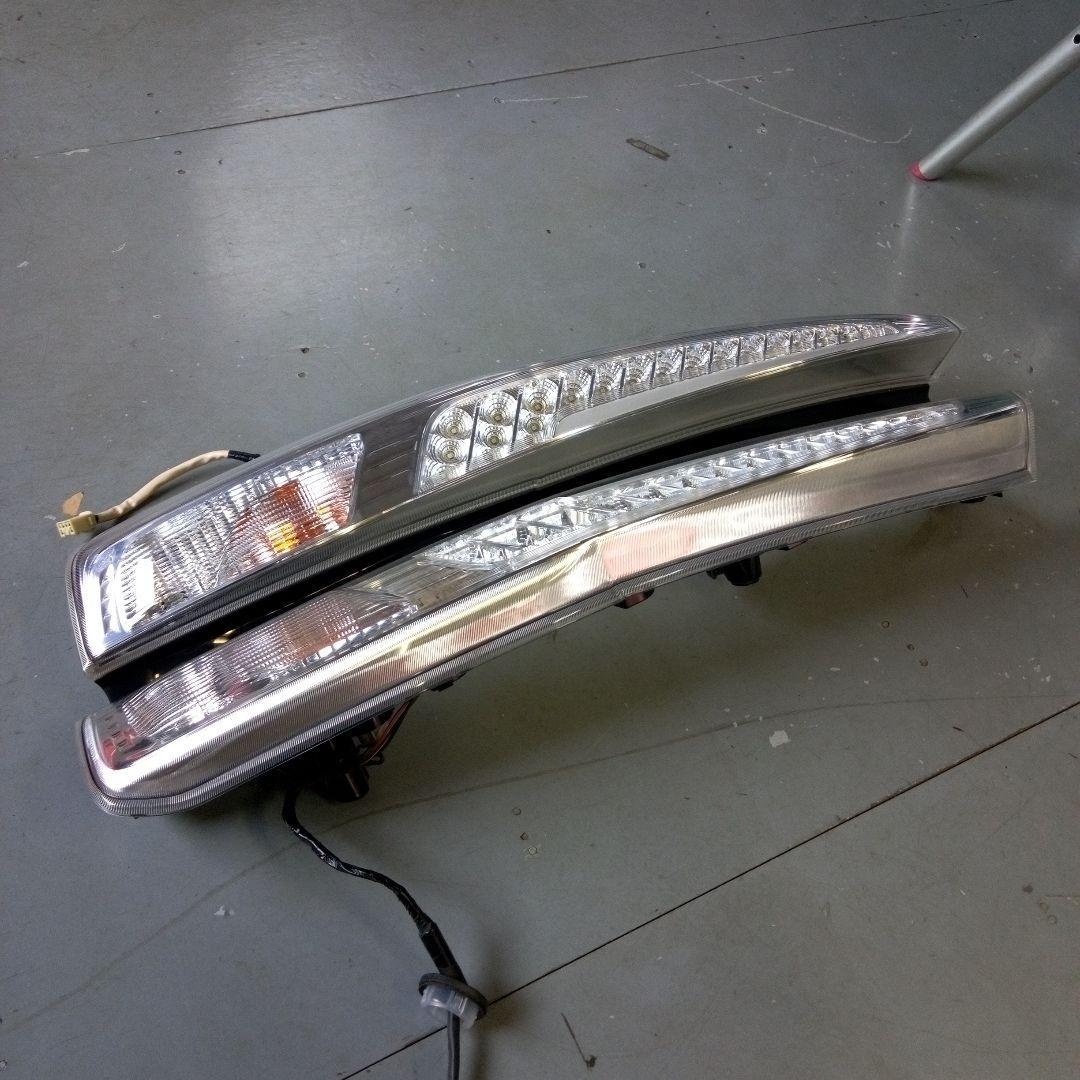 ムーヴ テールランプ　LA100S　 全クリア黄ばみ無し　LED