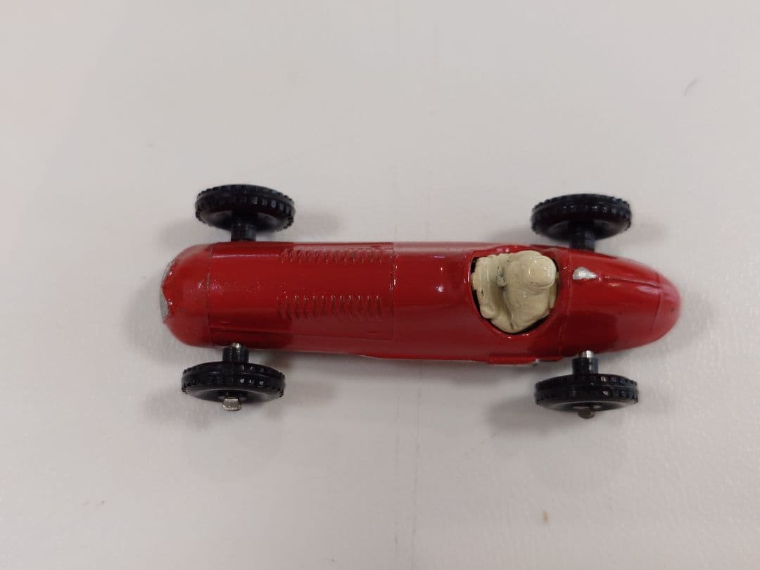 ミニカー MATCHBOX No.52 MASERATI 4CL T