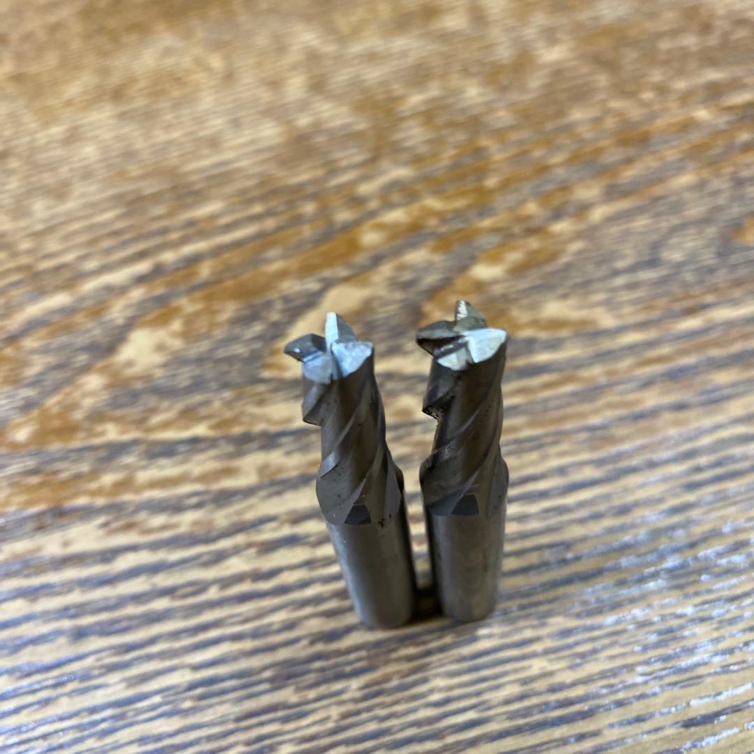 OSG エンドミル4枚刃8mm