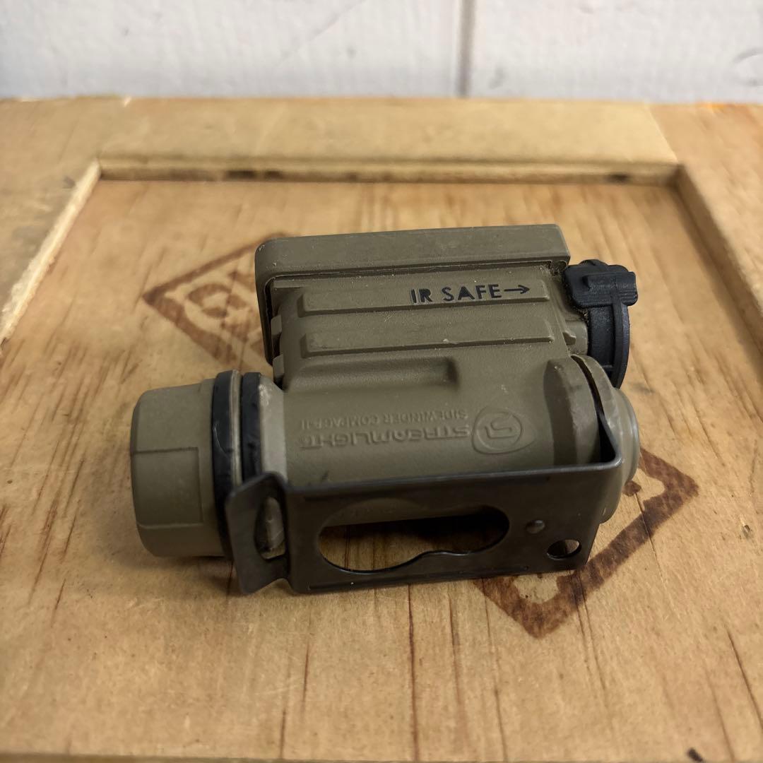 米軍　実物STREAMLIGHT SIDEWINDER COMPACT II ③