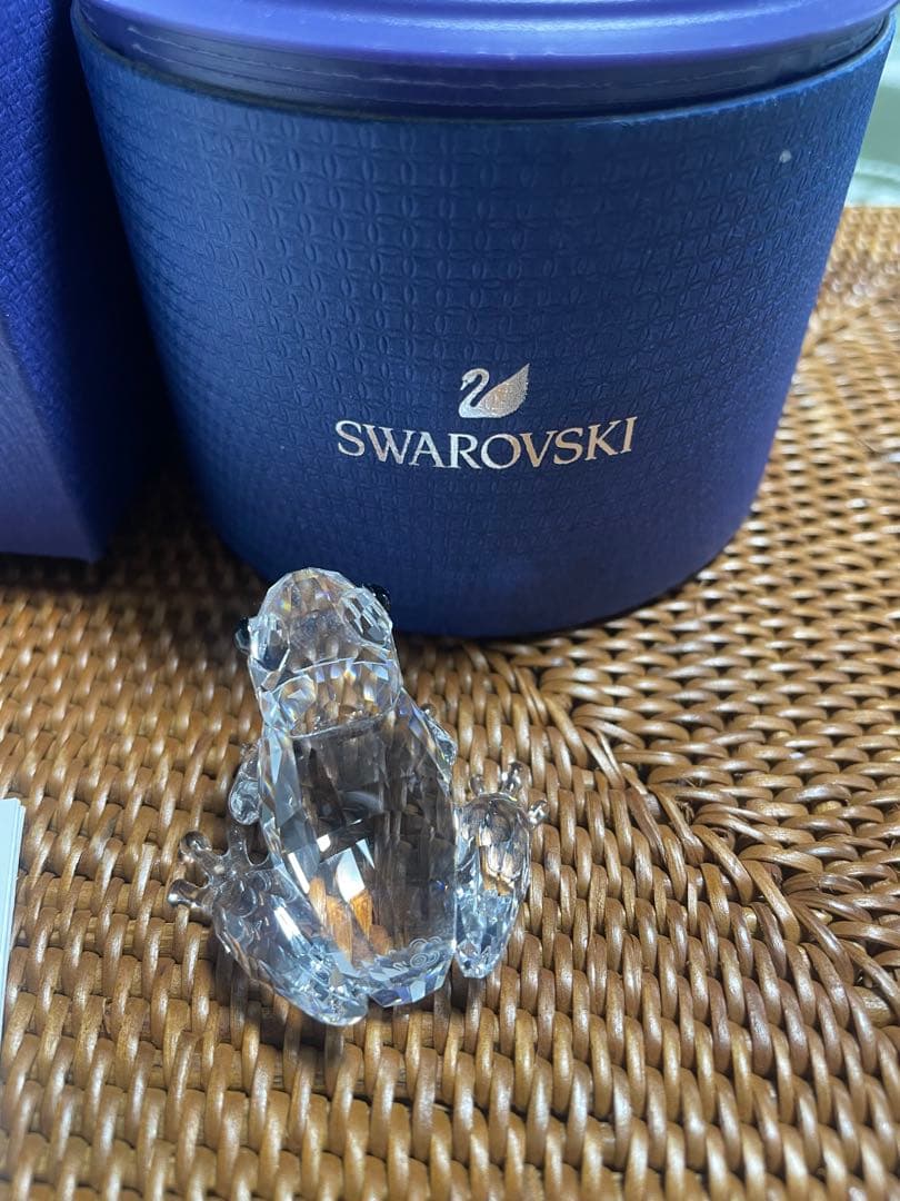 スワロフスキー　カエル