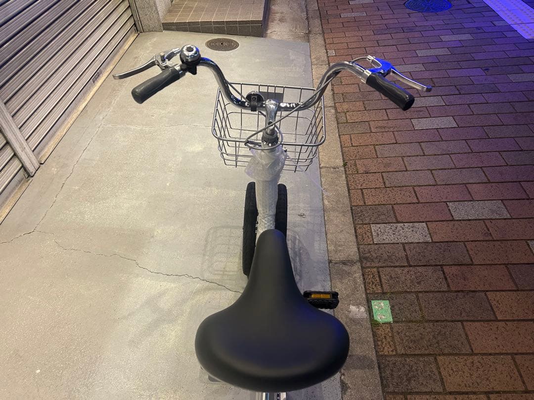 未使用DATWO 三輪自転車 14インチ 大人用三輪車 高齢者 前後カゴ付です。