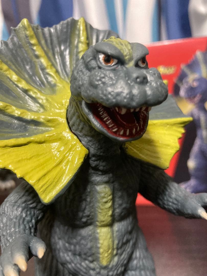 ムービーモンスターシリーズ　エリ巻恐竜　ジラース　初期傷あり　ウルトラマン　怪獣