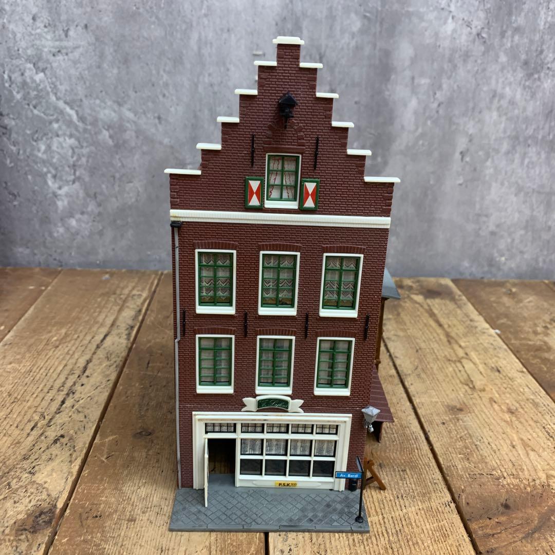 3F POLA HOゲージ 1/87 「Simons Pilsbar」 欧州建築