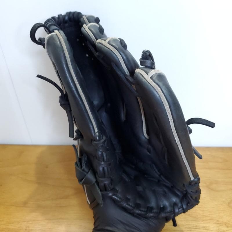 ミズノ Mizuno 斎藤佑樹モデル 投手用 軟式グローブ