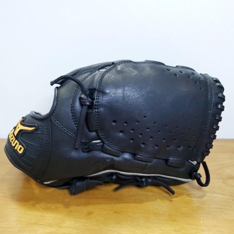 ミズノ Mizuno 斎藤佑樹モデル 投手用 軟式グローブ
