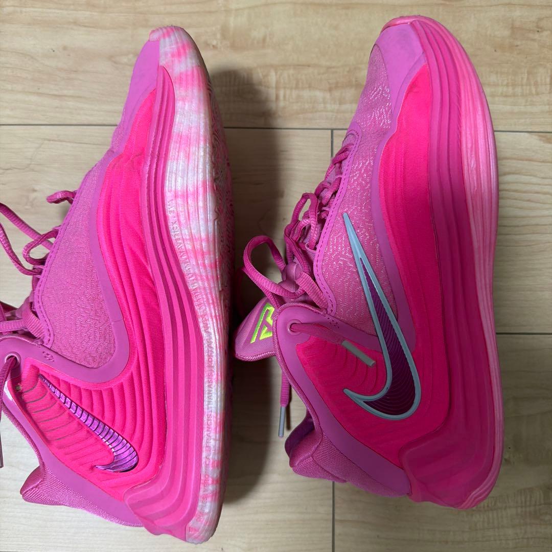 Nike バスケットボールシューズ ピンクフリーク7