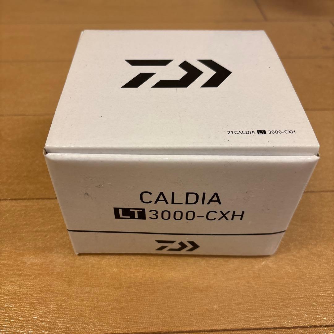 Daiwa 21カルディア　LT3000-CXH ライン付き