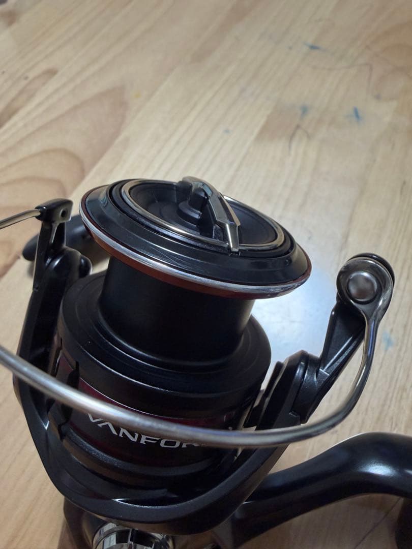 20VANFORD 4000 スピニングリール ブラック