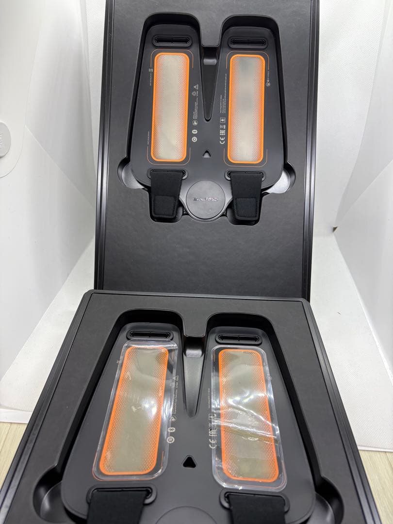 【超美品】SIXPAD レッグベルト 2箱セット(ジェル追加)