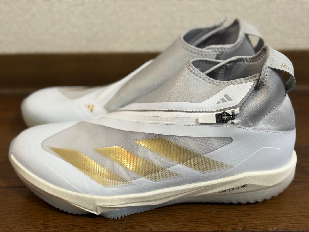 【並行輸入】adidas トレシュー 日本未発売