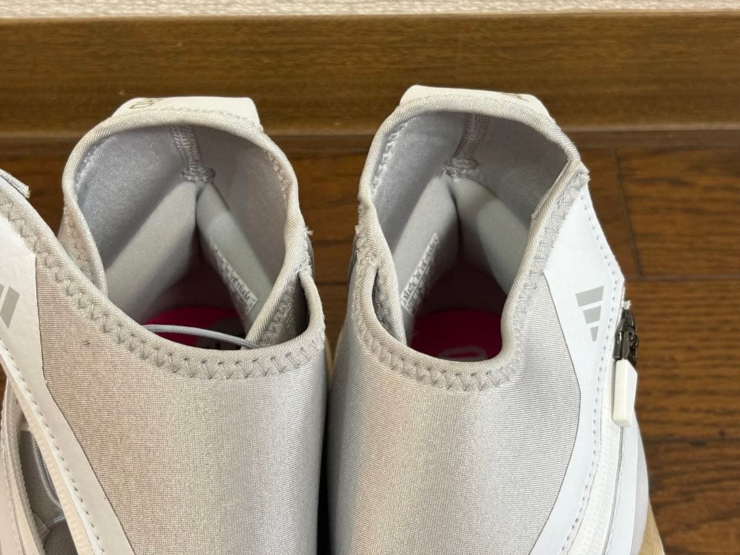 【並行輸入】adidas トレシュー 日本未発売