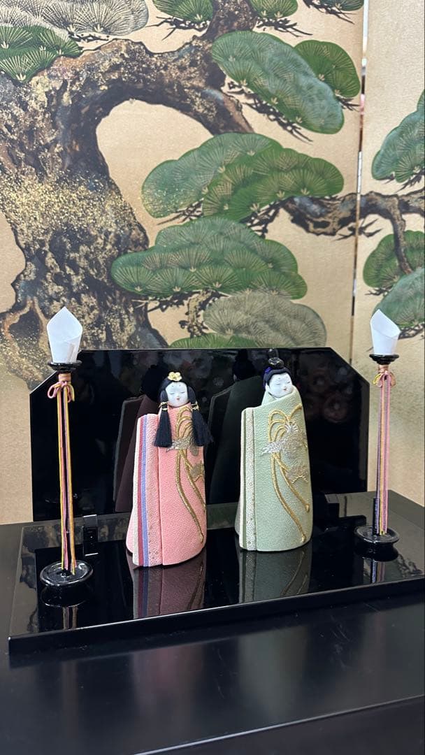 百華の雛人形　台、屏風付きの新品です