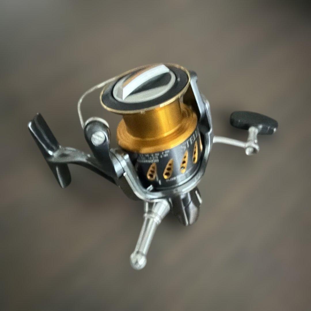 SHIMANO STELLA C3000HG スピニングリール