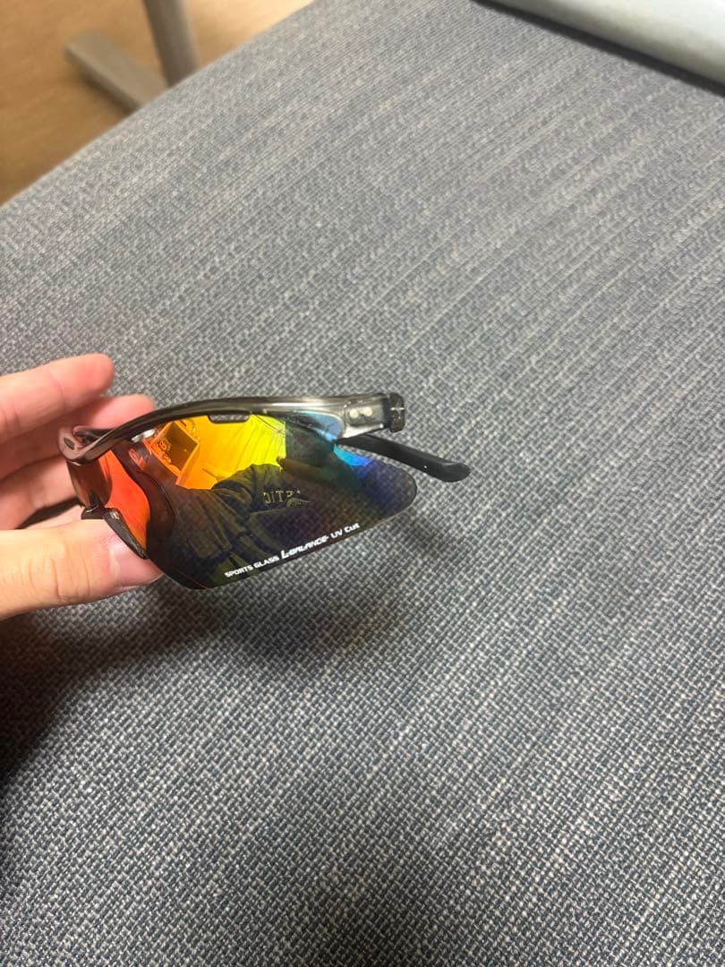 スポーツサングラス レインボー