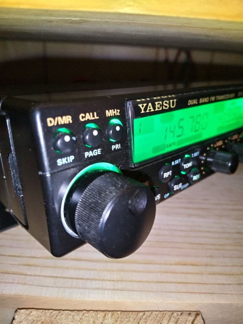 YAESU FT-4900 デュアルバンド無線機