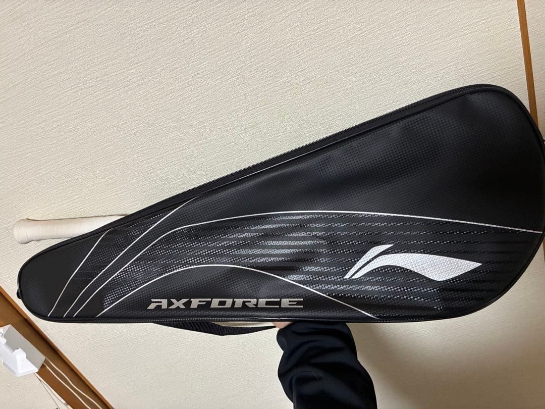 ラケット AXFORCE80 4U5