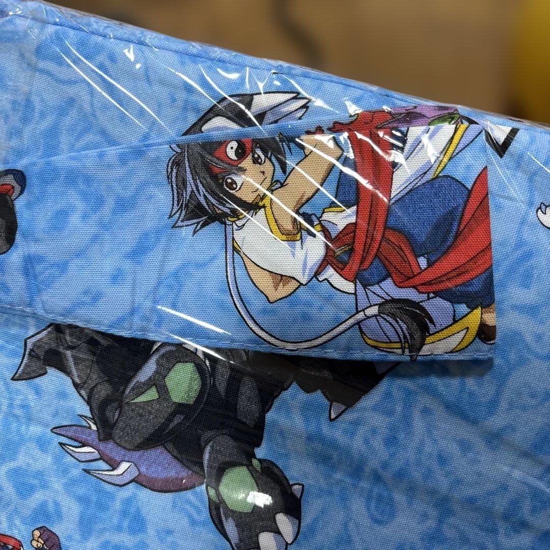 希少　ベイブレード　厚地カーテン２枚入り　100cm×178cm 2002年