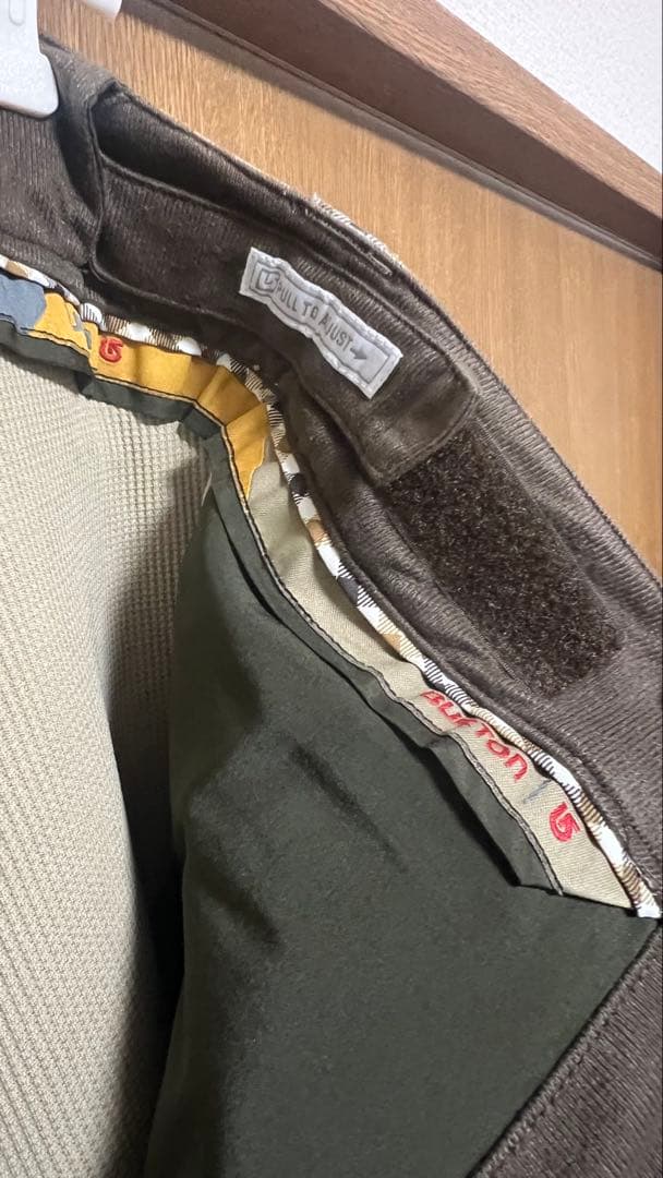Burton チェック柄 スノーボードパンツ