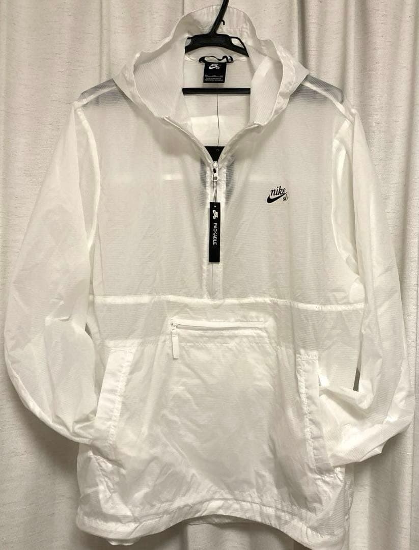 新品ナイキ SB パッカブル ナイロンジャケット　ウィンドブレーカー 2XL 白
