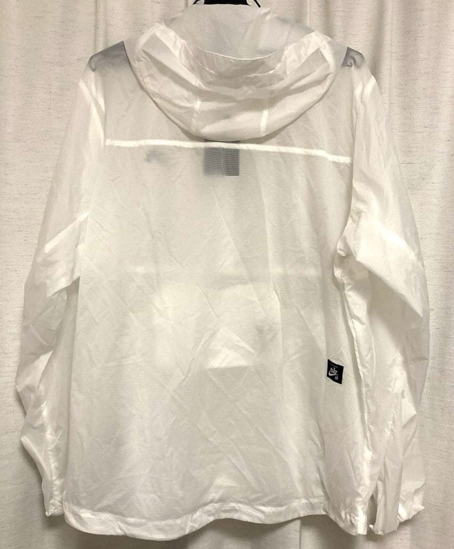 新品ナイキ SB パッカブル ナイロンジャケット　ウィンドブレーカー 2XL 白