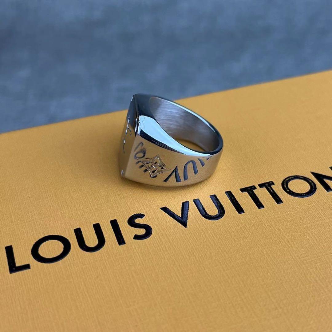 ルイヴィトン ノベルティ シグネットリング モノグラム LV