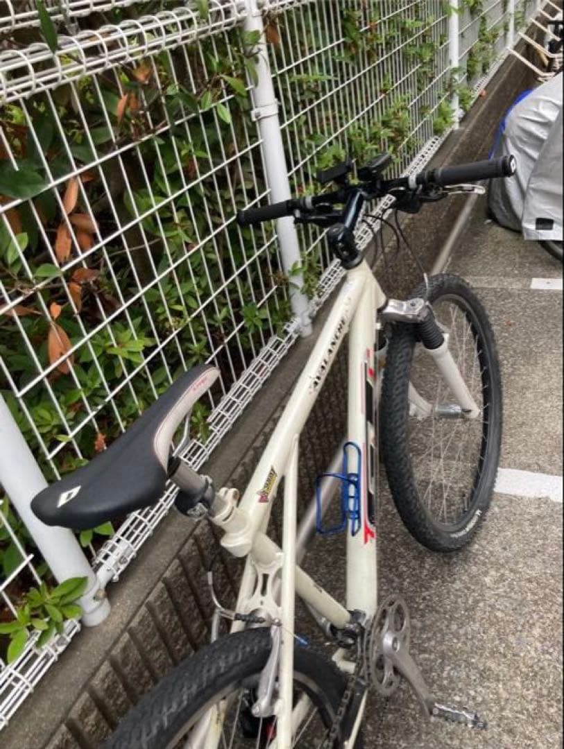 GT マウンテンバイク　アバランチェ