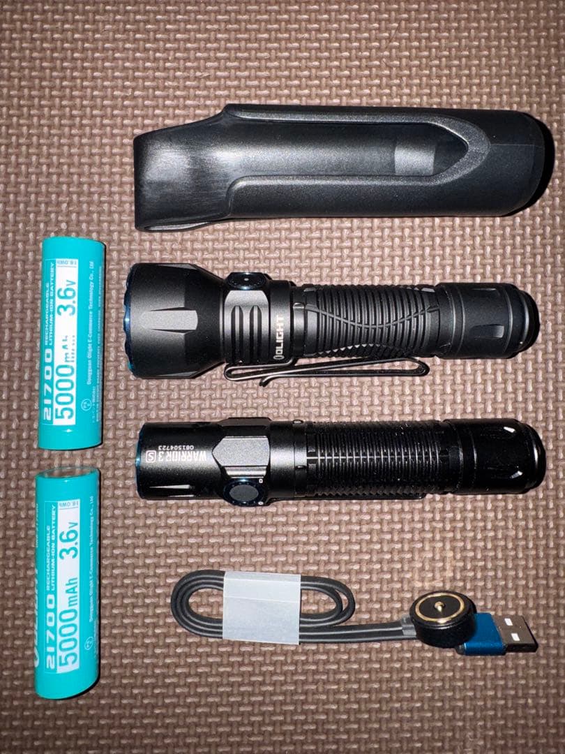 Olight オーライト Javelot とWarrior 3S懐中電灯セット