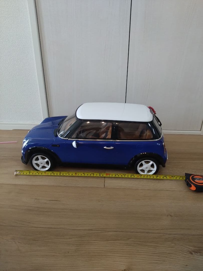 ラジコンスポーツカー 青/白