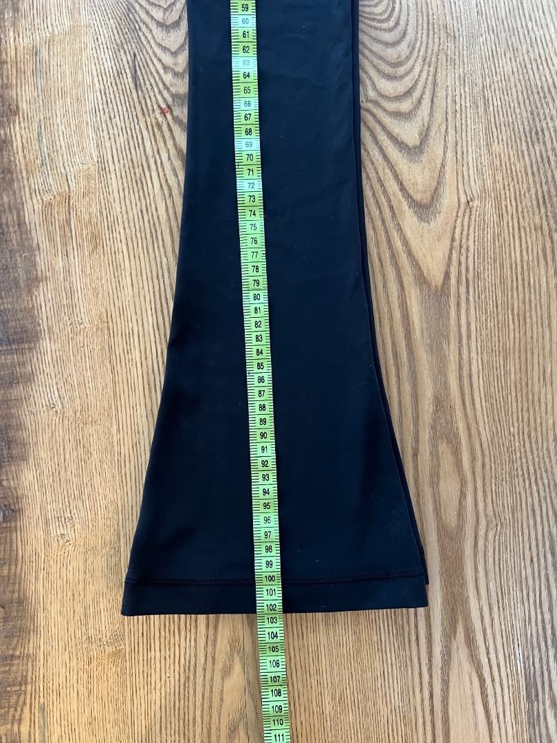 ルルレモン Align ハイライズフレアパンツ ブラック美品