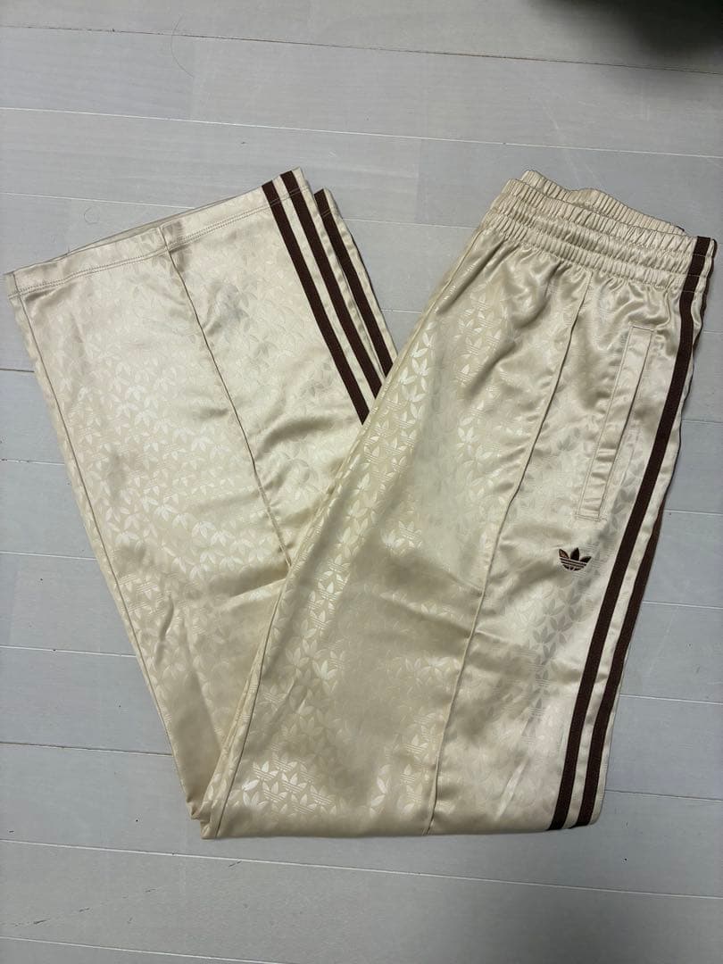 値下げ 美品 アディダス adidas originals トラックパンツ