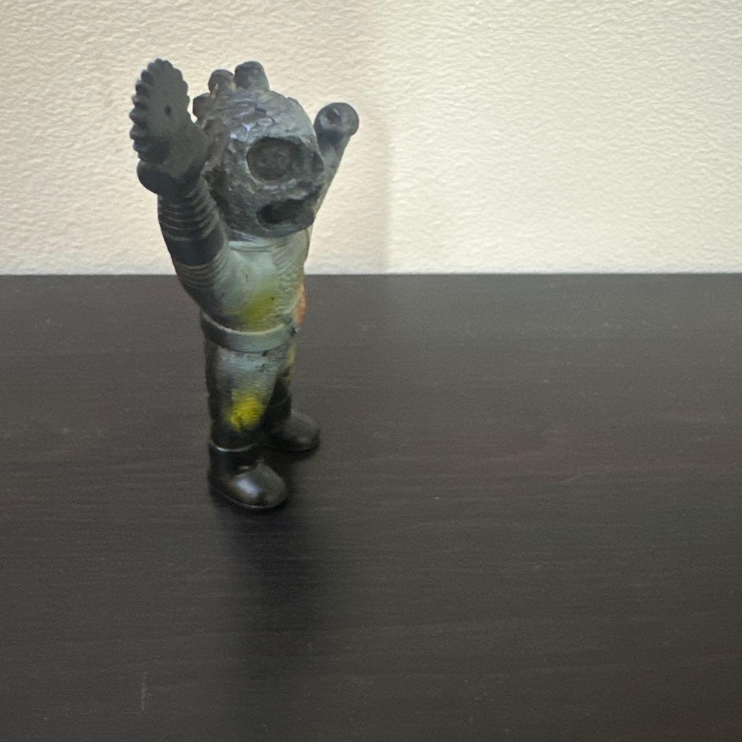 ノコギリトカゲ　仮面ライダーv3 ポピー　レア