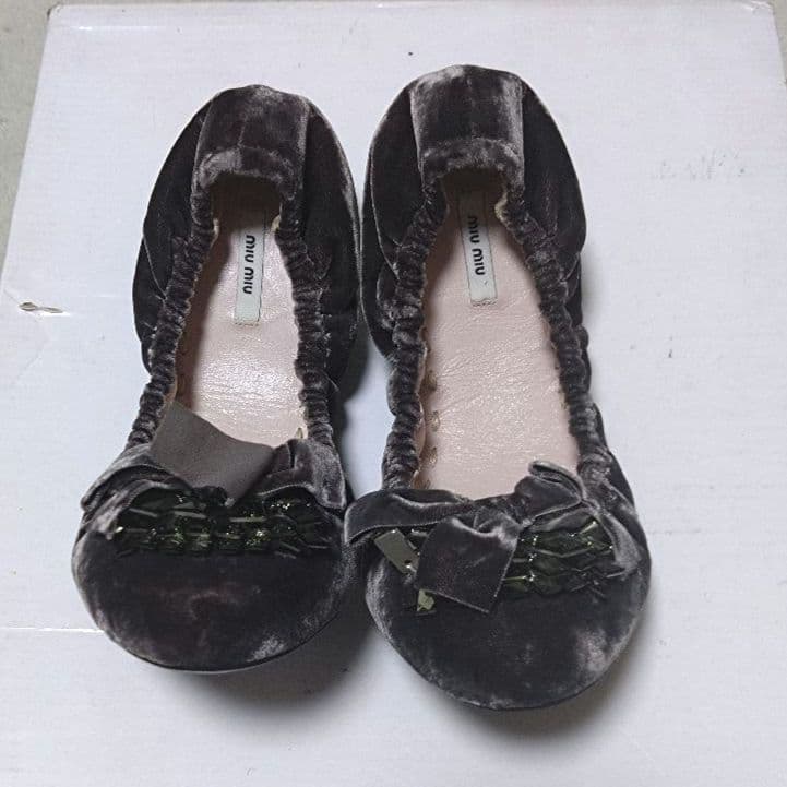 美品 miu miu ミュウミュウ ベロア バレエシューズ ブラウン 35