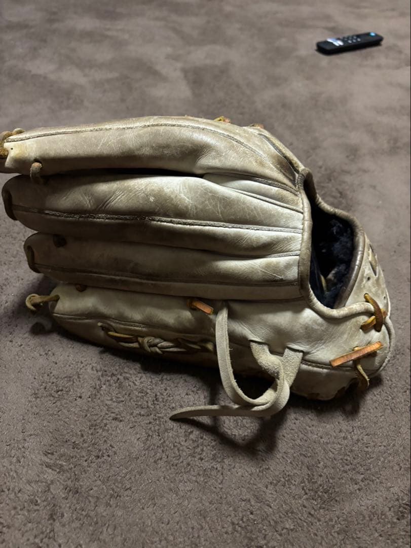 Mizuno 硬式グローブ ホワイト