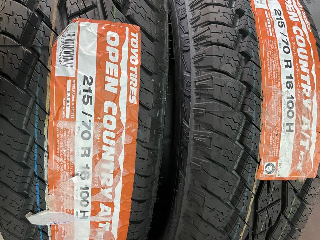 215/70R16TOYOオープンカントリーA/T