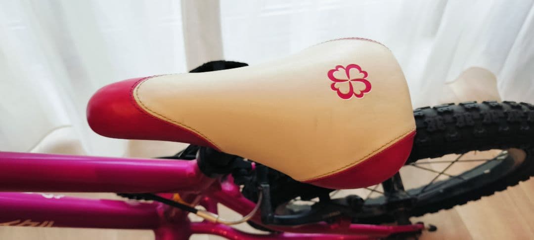 ヨツバサイクル【クリスタルピンク】　キッズバイク 16インチ