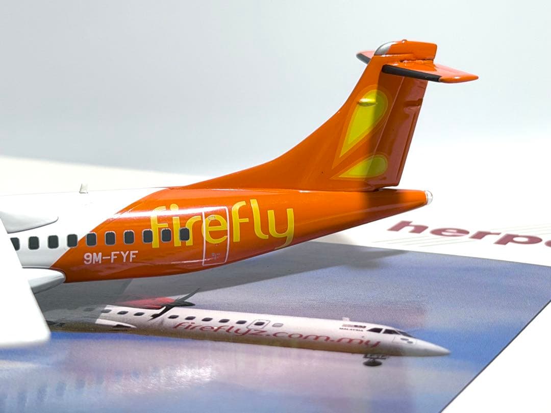航空機・ヘリコプター Herpa 1/200 ATR-72 Firefly