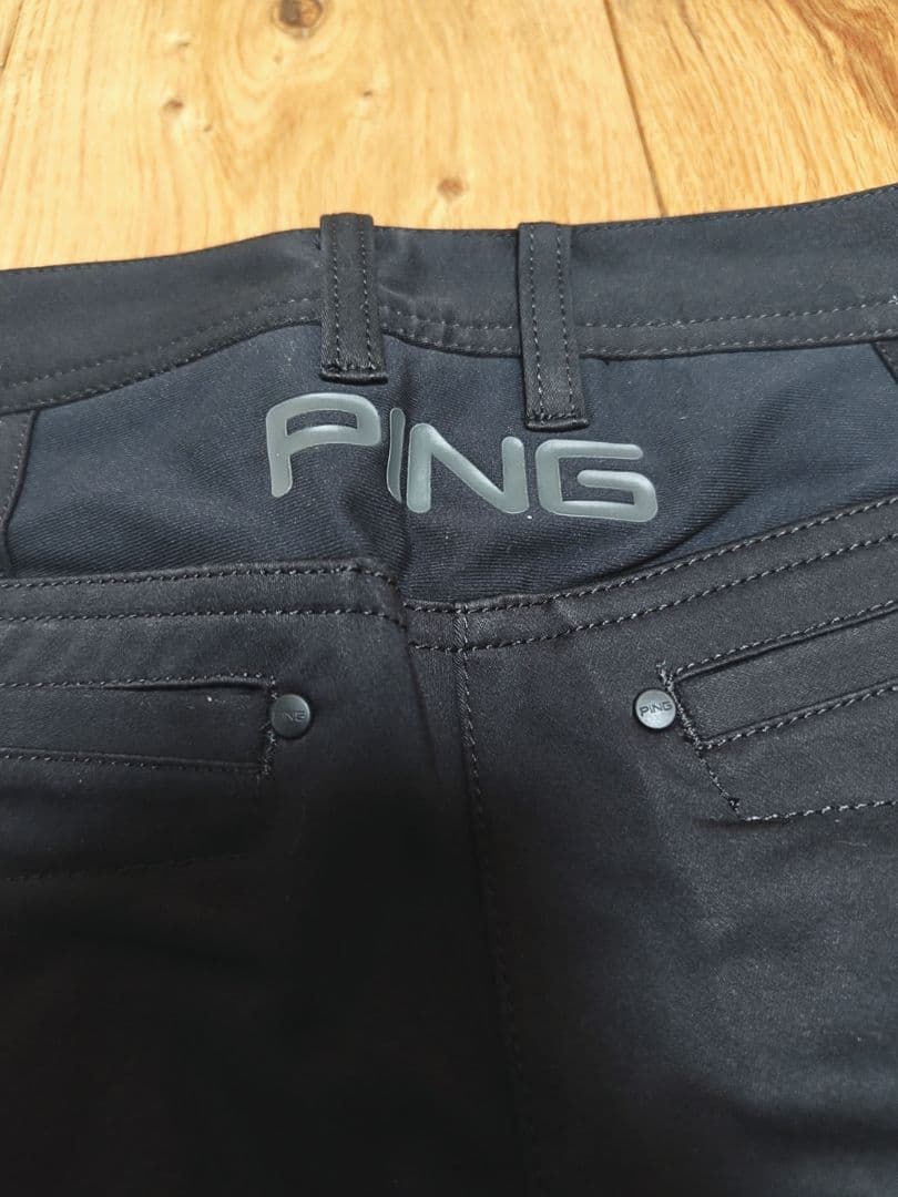 新品未使用タグ付きSサイズ PING （ピン）ブラック スリムフィットパンツ