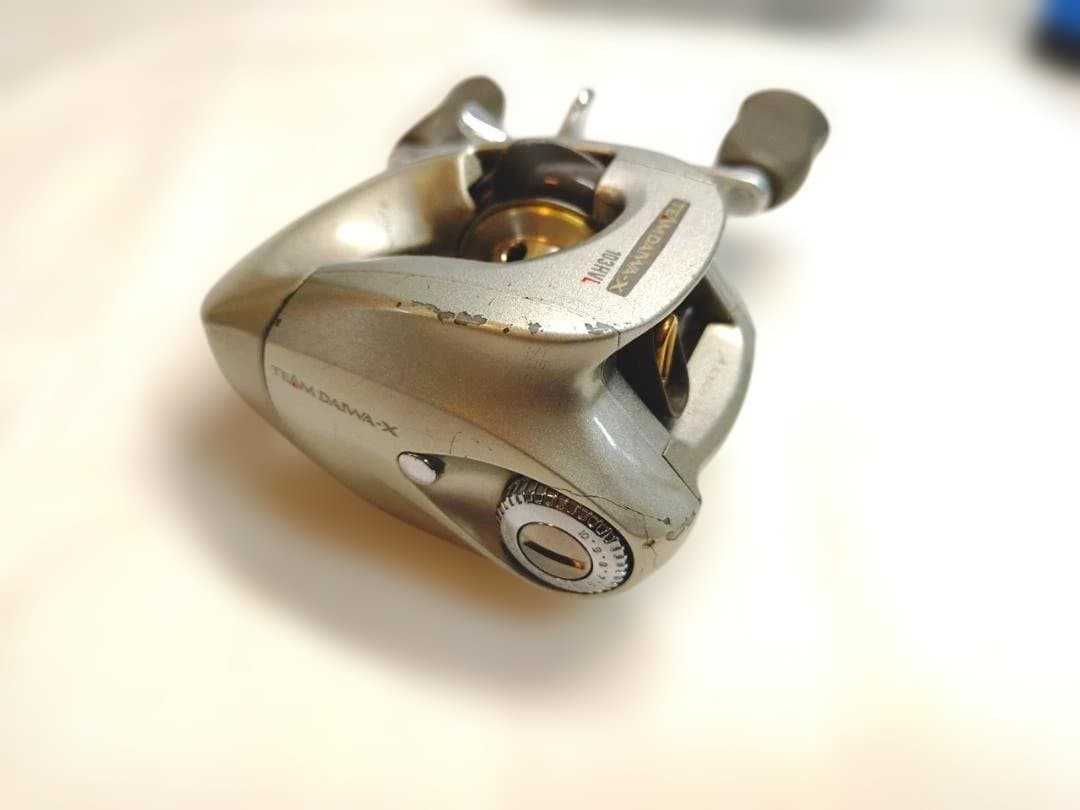 ベイトリール　左巻き　TEAM DAIWA 103HL