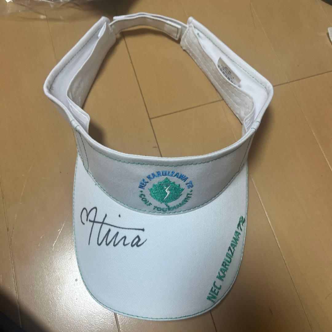 新垣比菜 サイン入りキャップ