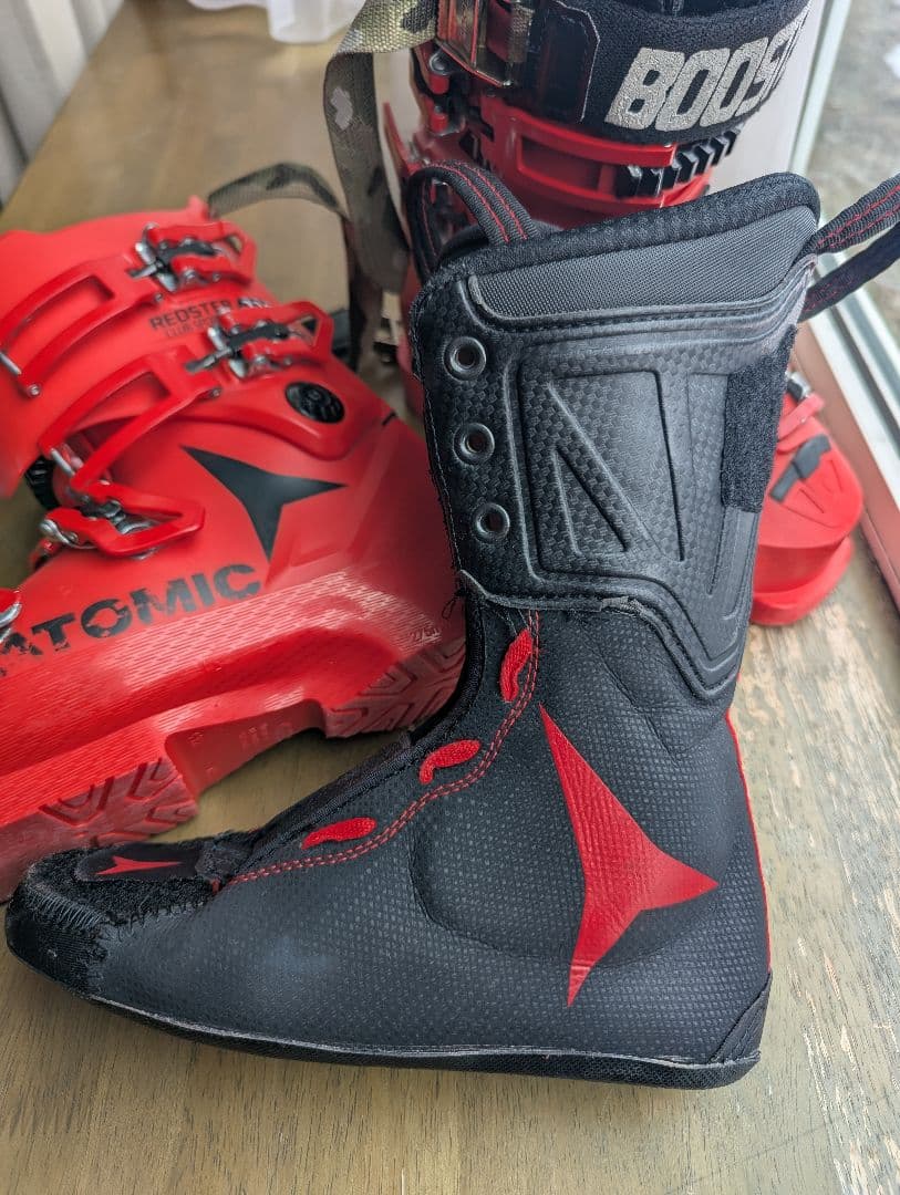 ATOMICアトミックスキーブーツREDSTER CLUB SPORT 110