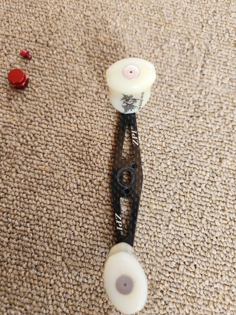 レア ZPI カーボンハンドル 92mm シマノ用 グラフィックボーンノブ