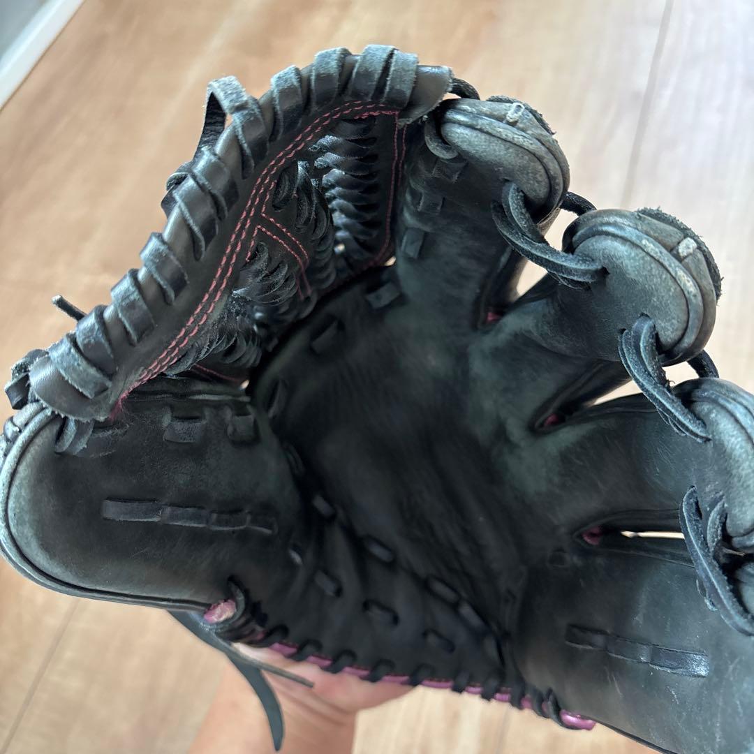 Mizuno 軟式グローブ 黒/ピンク　右投げ用　最終値下げ！